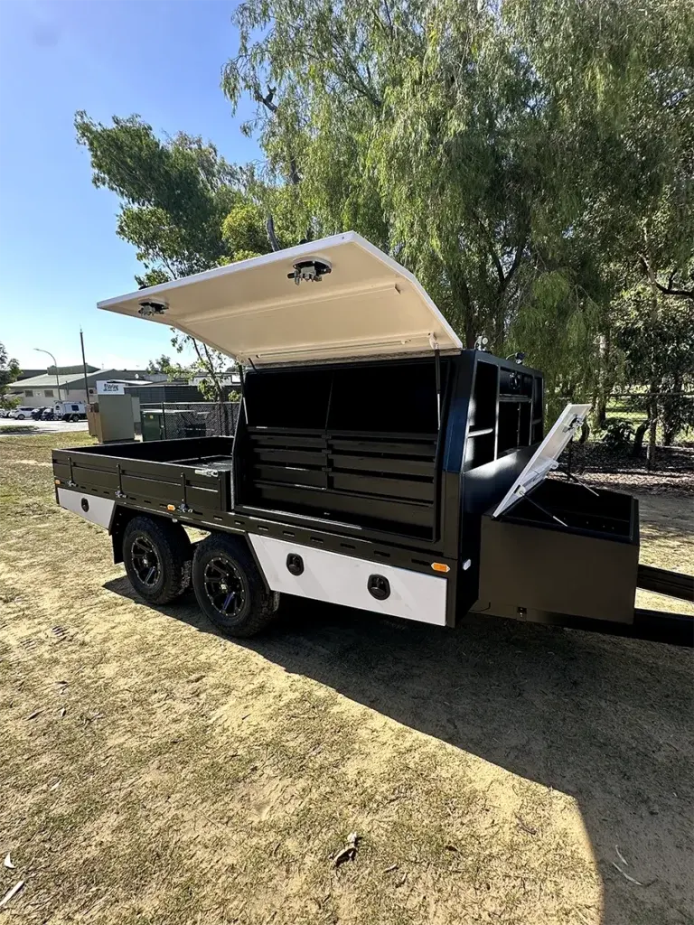 RedDirt Field Service Trayback with storage open